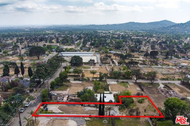 3359 Glenrose Avenue, Altadena CA: https://media.crmls.org/mediaz/5f5832fd-5b15-4868-a1f6-649ea2cb27da.jpg