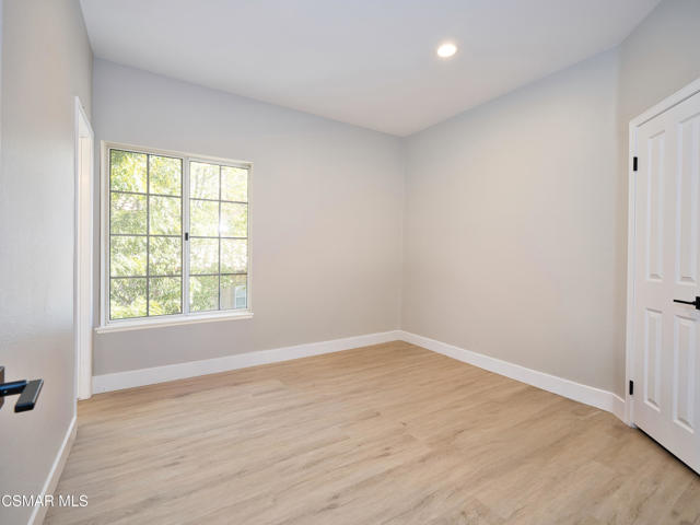 2461 Kirsten Lee Drive, Westlake Village CA: https://media.crmls.org/mediaz/5f592349-1383-4e29-9d63-b8925ac7c763.jpg
