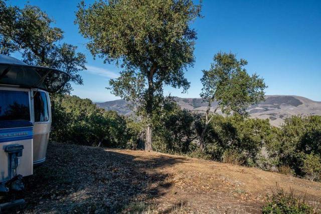 17114 Cachagua Road, Carmel Valley CA: https://media.crmls.org/mediaz/5f597d51-35a7-480a-9d3a-e82376ac45c6.jpg
