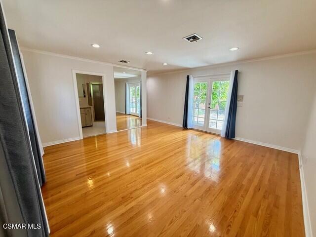 13628 Addison Street, Sherman Oaks CA: https://media.crmls.org/mediaz/5f599486-0dfa-4342-ba93-78fa16d13faa.jpg