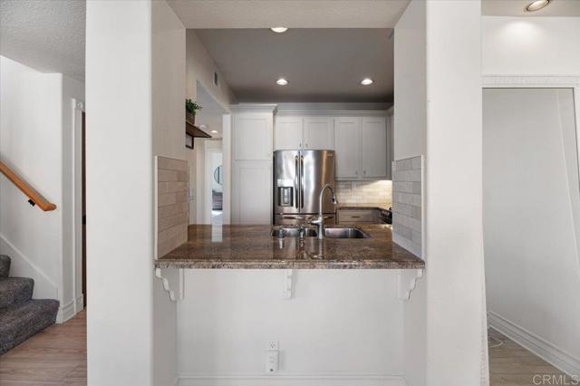 Detail Gallery Image 10 of 27 For 1 Matinee Ct, Aliso Viejo,  CA 92656 - 2 Beds | 2 Baths
