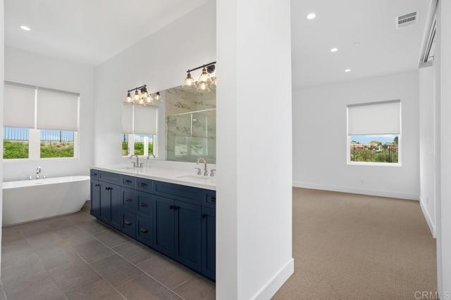 1216 Stonemark Place, Vista CA: https://media.crmls.org/mediaz/5f59cfe5-ede1-4c33-b6e9-b5e965ee84be.jpg