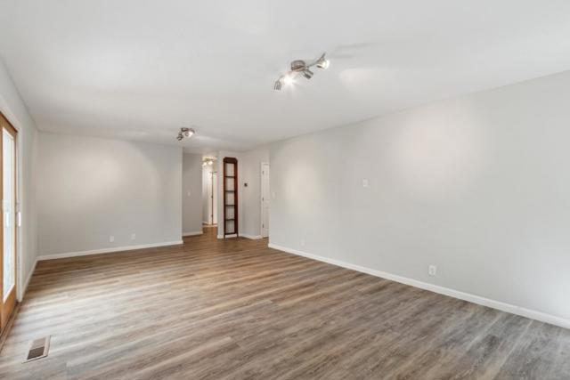 24895 Skyland Road, Los Gatos CA: https://media.crmls.org/mediaz/5f59e6b5-cd9b-4fa0-bf7e-b83e43e5219c.jpg