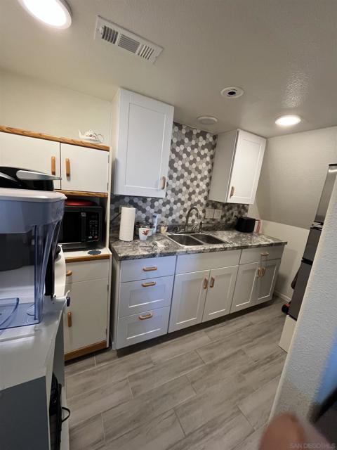 2723 Hazy Way, Banning CA: https://media.crmls.org/mediaz/5f5a6413-620d-46fa-9a8f-ad151685d642.jpg