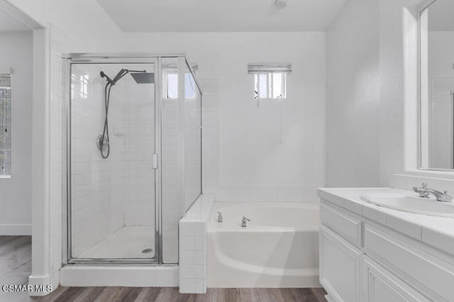237 Camino Toluca, Camarillo CA: https://media.crmls.org/mediaz/5f5b4683-a224-43f2-8830-01185d89eb75.jpg
