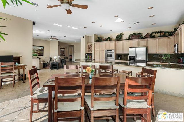575 E Bogert Trail, Palm Springs CA: https://media.crmls.org/mediaz/5f5c0caa-6ccb-47ea-8c07-60a07477442c.jpg