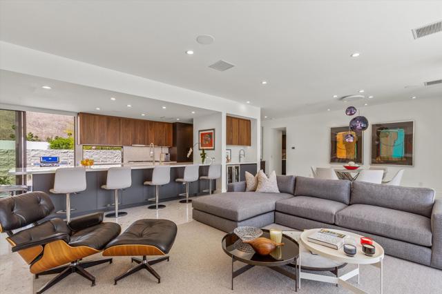 2290 S Yosemite Drive, Palm Springs CA: https://media.crmls.org/mediaz/5f5cd40c-d246-4e61-aaa2-5f1ad6dd1d05.jpg