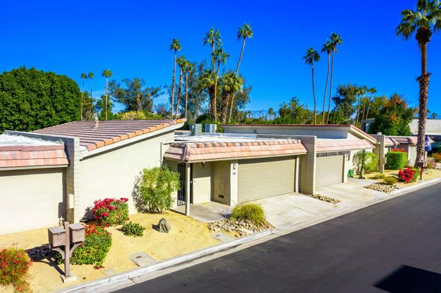 68340 Camino Jalan, Cathedral City CA: https://media.crmls.org/mediaz/5f5ce82a-d81b-4971-915e-e7fe9301dfc1.jpg