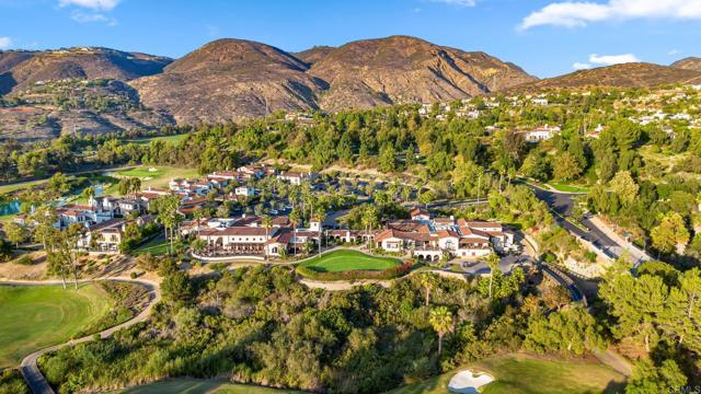 16941 Simple Melody Lane, San Diego CA: https://media.crmls.org/mediaz/5f5d71c5-b806-4bad-875d-1b03a152978f.jpg