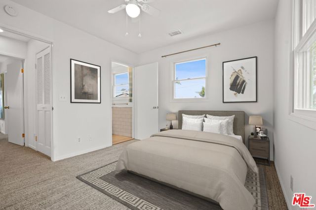 4352 Lyceum Avenue, Los Angeles CA: https://media.crmls.org/mediaz/5f5f952c-5b85-4950-91a4-873e0d10f221.jpg