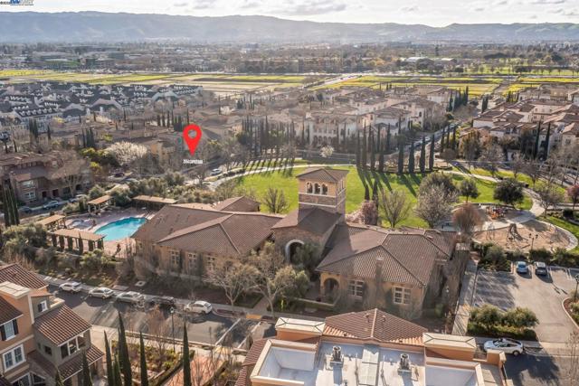 3554 Capoterra Way, Dublin CA: https://media.crmls.org/mediaz/5f617fe2-2255-40c4-8415-bed8fe9a58d2.jpg