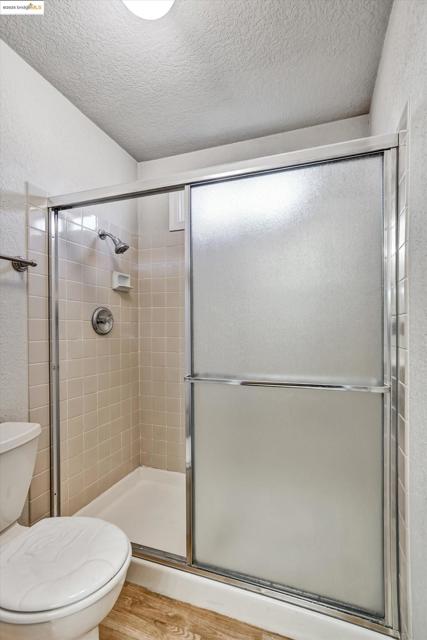 34607 Wells Ave, Fremont CA: https://media.crmls.org/mediaz/5f62e785-3f76-4324-871a-a91fb22b616b.jpg