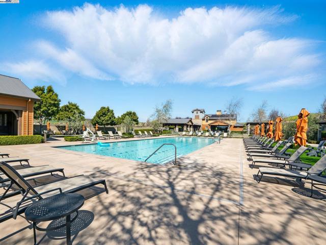 665 Sandalwood, Livermore CA: https://media.crmls.org/mediaz/5f63b3b8-c60c-400a-8d22-5214d10549c8.jpg