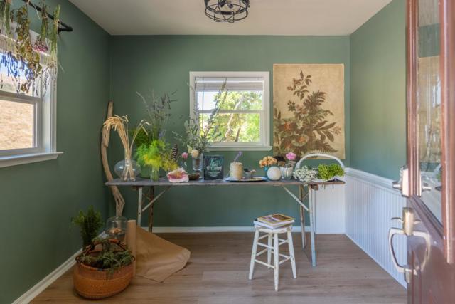 31315 Via La Naranga, Carmel Valley CA: https://media.crmls.org/mediaz/5f63d860-2116-4fa0-b51b-68ae1630d1c2.jpg