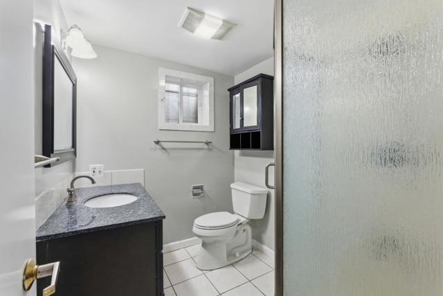 2801 Bartlett Street, Oakland CA: https://media.crmls.org/mediaz/5f659343-2463-4dfe-a596-bae5aff37fd4.jpg