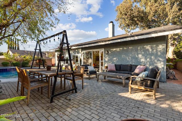 3348 Holloway Street, Newbury Park CA: https://media.crmls.org/mediaz/5f660a0a-253c-4c2f-bcb5-8d8eb3333d6d.jpg