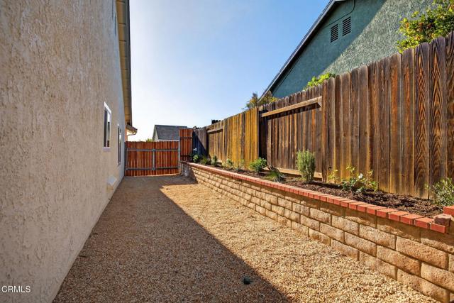 Detail Gallery Image 42 of 52 For 2086 El Rancho Dr, Camarillo,  CA 93010 - 4 Beds | 2 Baths