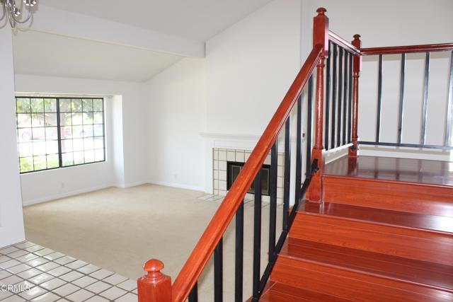 14062 Atwood Court, Moorpark CA: https://media.crmls.org/mediaz/5f66cb84-dbb2-421f-8130-73eb498b0cdb.jpg