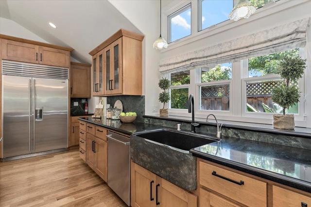838 Cherrystone Drive, Los Gatos CA: https://media.crmls.org/mediaz/5f6749ea-0633-4016-9a6e-42b2cbcdde9d.jpg