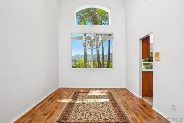 757 Marigold Way, San Marcos CA: https://media.crmls.org/mediaz/5f67debc-3838-46dc-995b-a6b12d490193.jpg