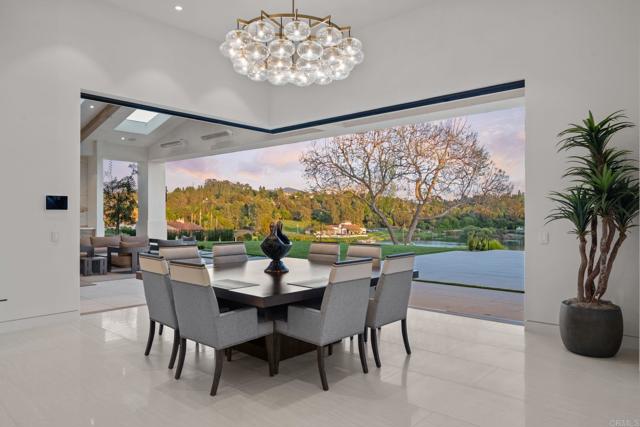 6497 99 Calle Del Alcazar, Rancho Santa Fe CA: https://media.crmls.org/mediaz/5f68ce38-2cda-480d-98d1-b48f531e99fd.jpg