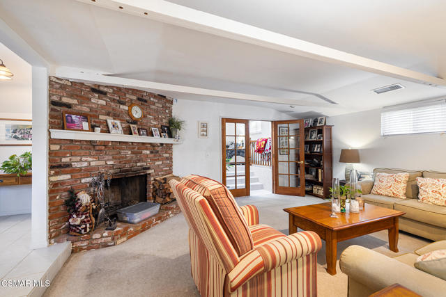 5356 Chesebro Road, Agoura Hills CA: https://media.crmls.org/mediaz/5f690367-b3d5-4e2a-8394-73f0832ff99f.jpg