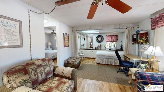 18555 Roberts Road, Desert Hot Springs CA: https://media.crmls.org/mediaz/5f69cb04-9db6-40f2-aa80-f76a2c0f34de.jpg