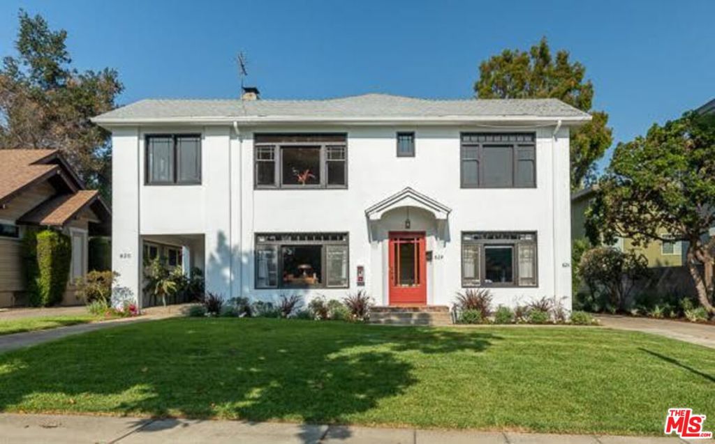 824 Brent Avenue