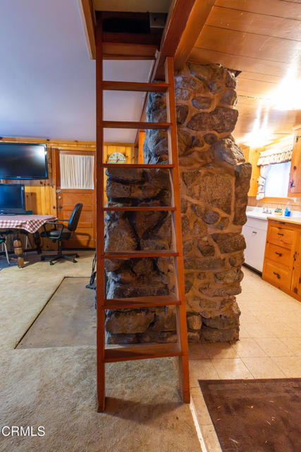 Detail Gallery Image 9 of 33 For 9320 Wood Rd, Forest Falls,  CA 92339 - 3 Beds | 1/1 Baths