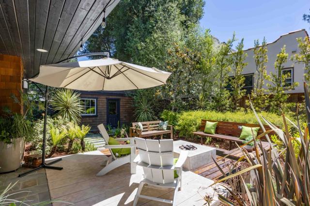 154 Bryant Street, Palo Alto CA: https://media.crmls.org/mediaz/5f6c5cc3-5eef-4f28-9fa7-c444b138eabb.jpg