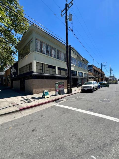 Details for 300 Broadway, Oakland, CA 94607
