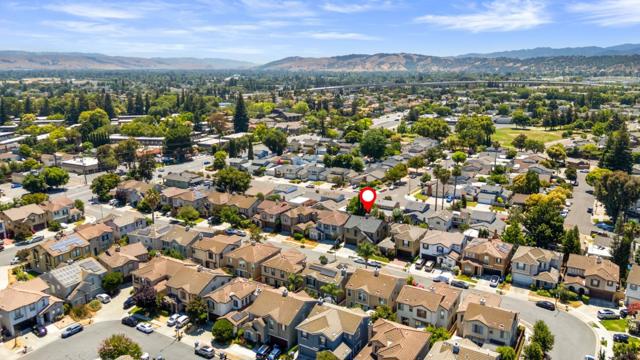 4681 La Crescent Loop, San Jose CA: https://media.crmls.org/mediaz/5f703e4e-1a36-4e8c-9a09-05feb9265980.jpg