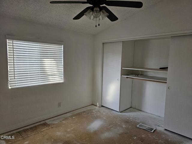 Detail Gallery Image 12 of 16 For 360 Ibsen Pl #129,  Oxnard,  CA 93033 - 3 Beds | 2 Baths