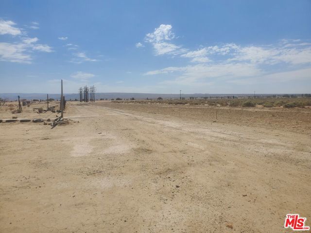 Image 20 of 23 For 7797 Quartz Road