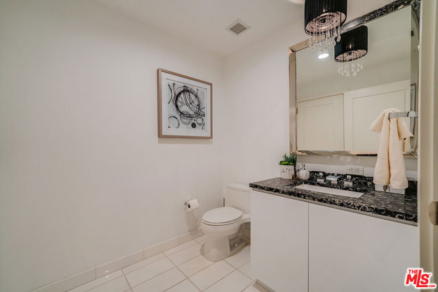 900 W Olympic Boulevard, Los Angeles CA: https://media.crmls.org/mediaz/5f71dc6d-d235-4131-b279-dded8b8d103e.jpg