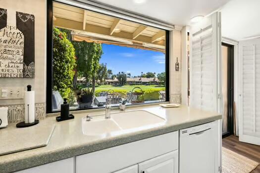 178 Gran Via, Palm Desert, CA 92260