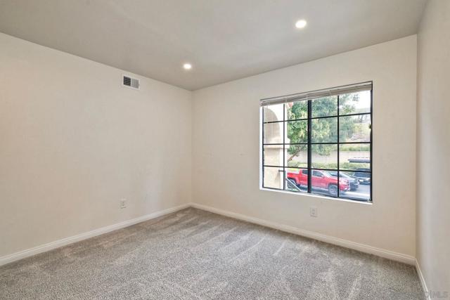 13260 Wimberly Sq, San Diego CA: https://media.crmls.org/mediaz/5f729628-81e7-46d3-8ac7-ed7507579678.jpg