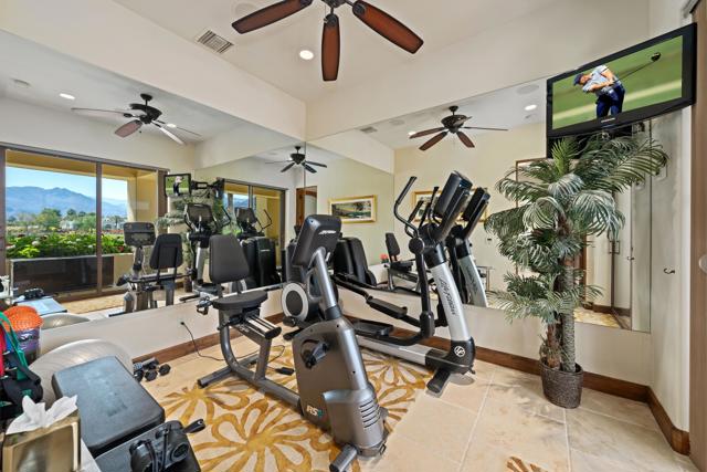 80675 Via Portofino, La Quinta CA: https://media.crmls.org/mediaz/5f72f647-22d7-4997-aaed-db4eb59221b5.jpg