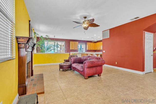 10496 Chaparral Dr, Santee CA: https://media.crmls.org/mediaz/5f737536-0e44-4ddd-8ebf-3e60430feb59.jpg