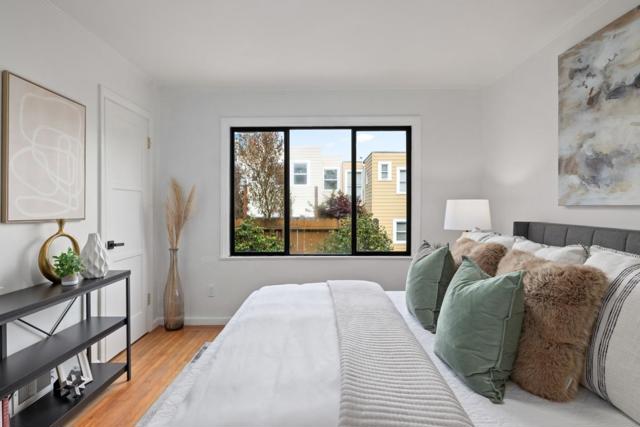 818 30th Avenue, San Francisco CA: https://media.crmls.org/mediaz/5f742401-9c5a-4b07-9dcc-8da57f33fd3c.jpg