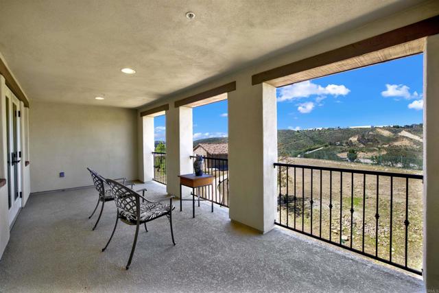 11443 Stockwood Cove, San Diego CA: https://media.crmls.org/mediaz/5f7607c3-a6ae-4920-94be-462439594b56.jpg