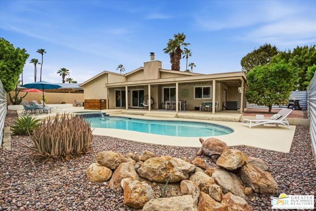 965 S Nueva Vista Drive, Palm Springs, CA 92264