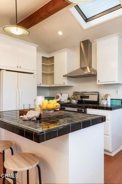 Detail Gallery Image 11 of 26 For 3123 Hermosa Ave, La Crescenta,  CA 91214 - 2 Beds | 1 Baths