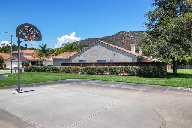 Detail Gallery Image 40 of 43 For 3709 Lake Park Rd, Fallbrook,  CA 92028 - 3 Beds | 2/1 Baths