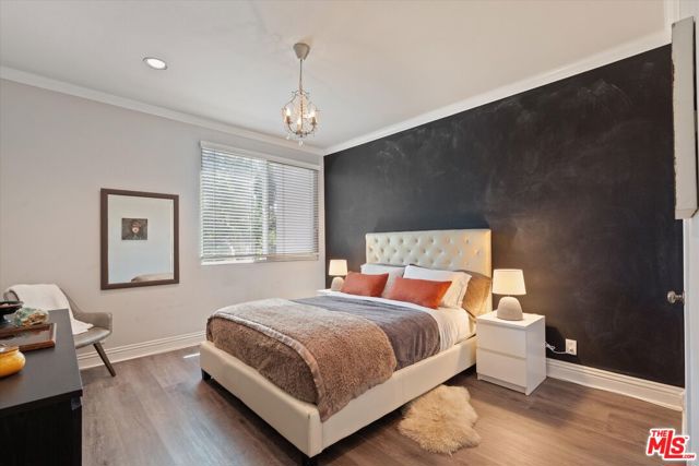 8455 Fountain Avenue, West Hollywood CA: https://media.crmls.org/mediaz/5f773e64-c0cd-47bf-9105-643645b57245.jpg