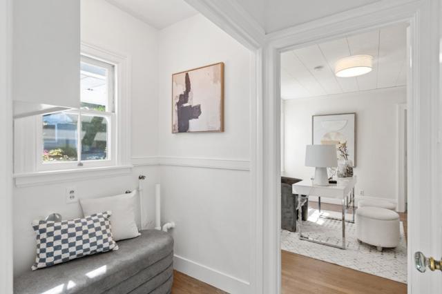 206 Frances Lane, Redwood City CA: https://media.crmls.org/mediaz/5f7825fc-3017-41e3-ac74-ac7cc4356c55.jpg