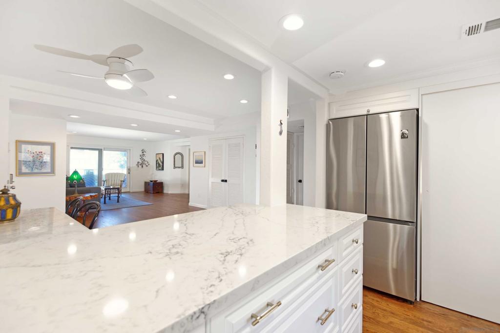 MLS #250043614SD image #20