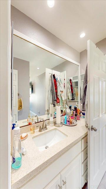 1604 Woodrum PL, El Cajon CA: https://media.crmls.org/mediaz/5f78b614-d0bc-46b5-945c-eb3be10f6838.jpg