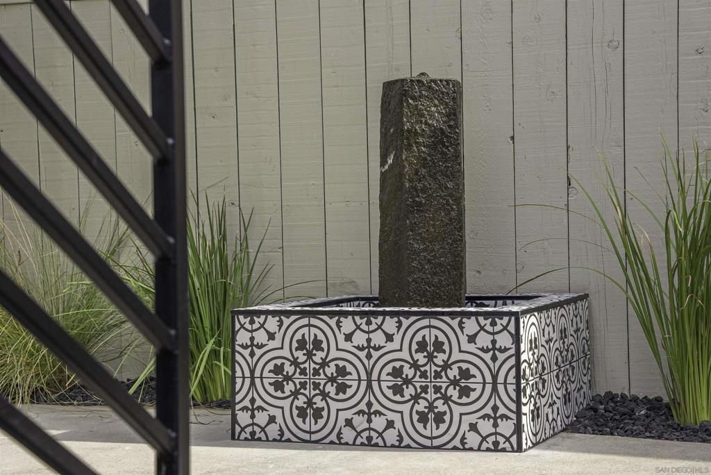 MLS #250032404SD image #10