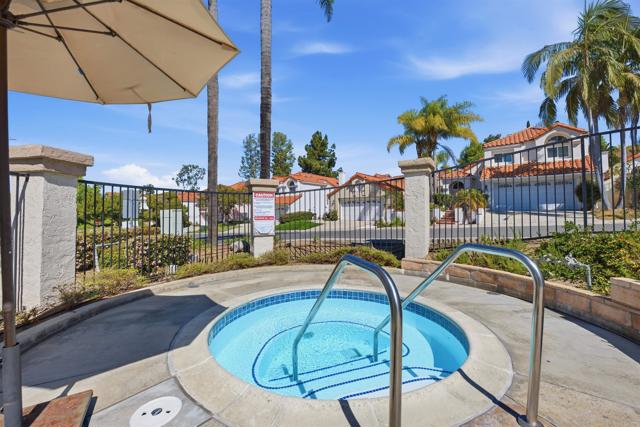 Detail Gallery Image 32 of 33 For 1428 Portofino Dr, Vista,  CA 92081 - 2 Beds | 2 Baths